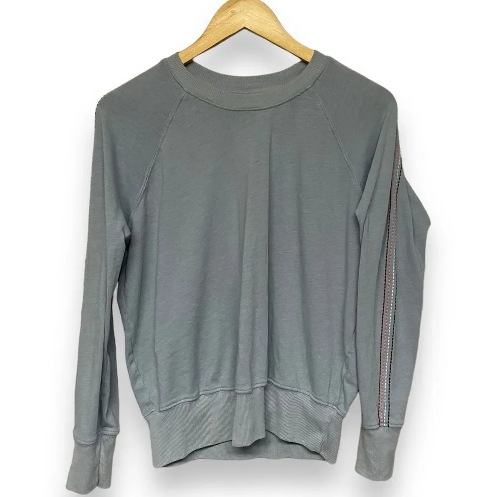 Sundry Clothing Grey Pullover Women's Size 1‎ (Small)